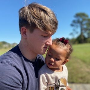 Meet your Posher, Christian